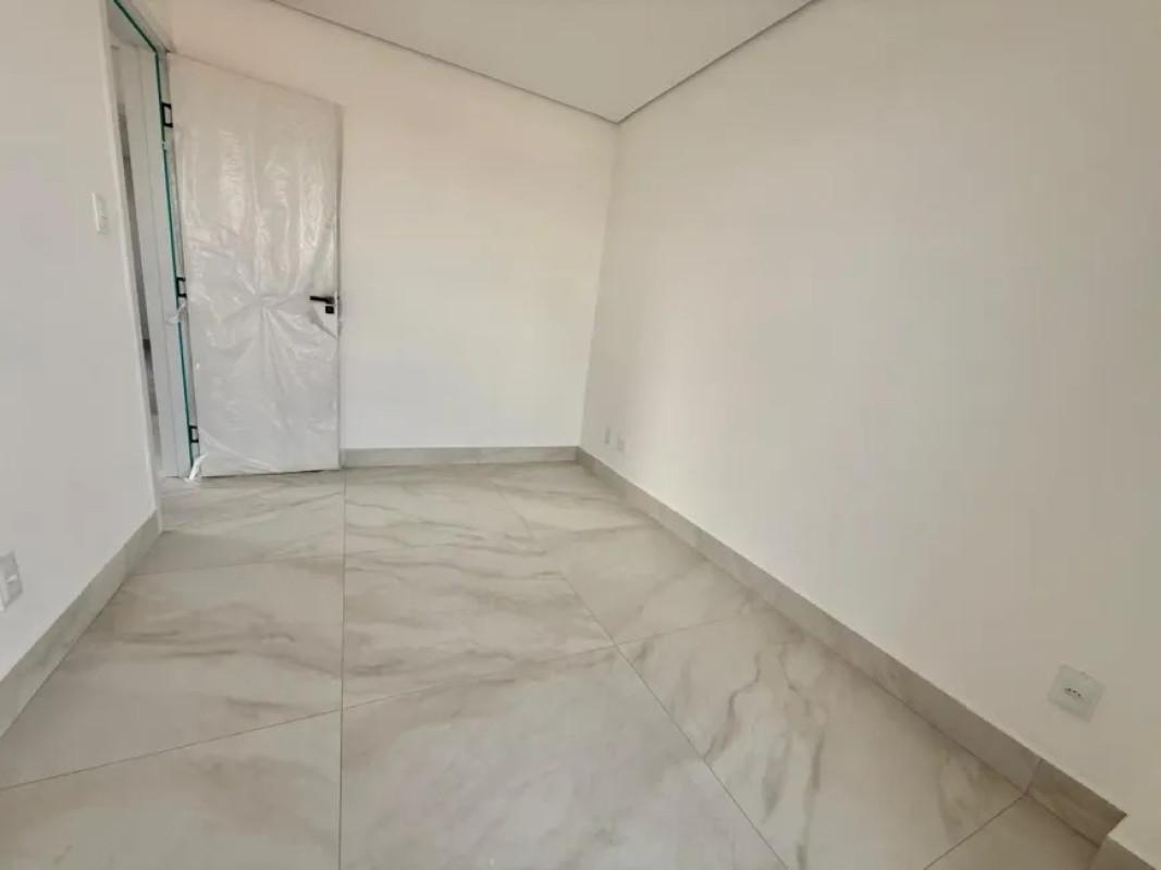 Casa, Planalto, 3 Quartos, 2 Vagas, 1 Suíte