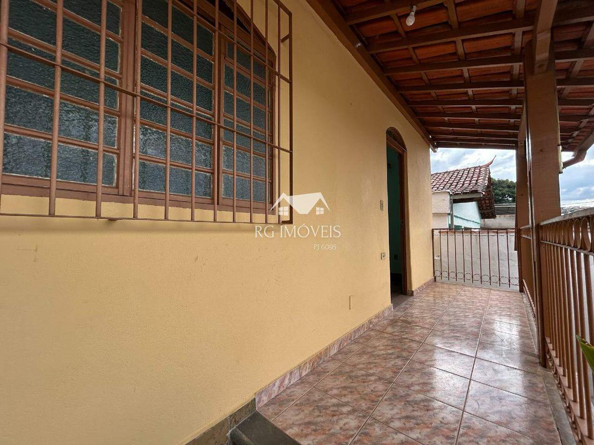 Casa, Betânia, 3 Quartos, 2 Vagas, 1 Suíte