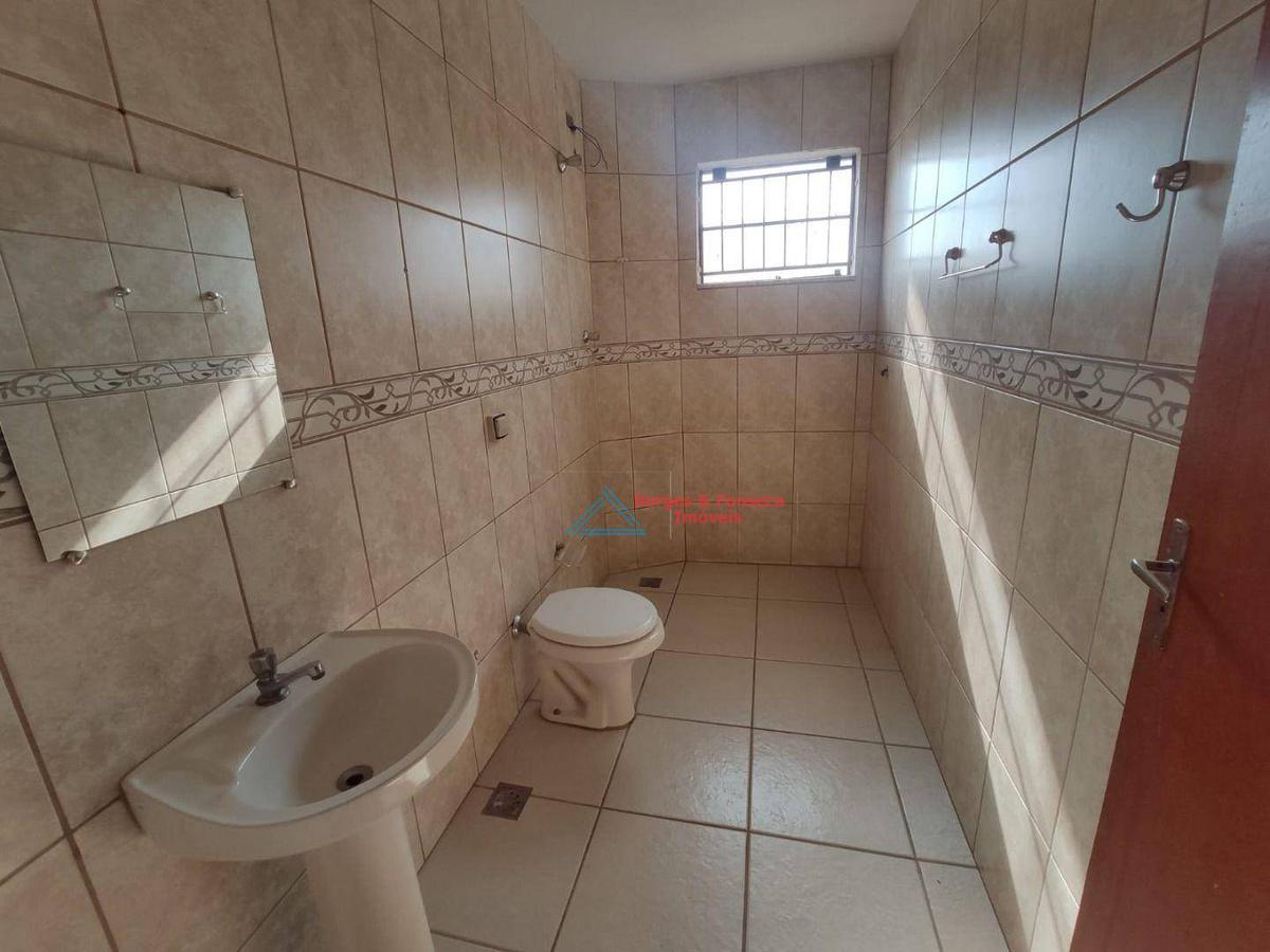 Prédio, Centro, 0 Quarto, 0 Vaga