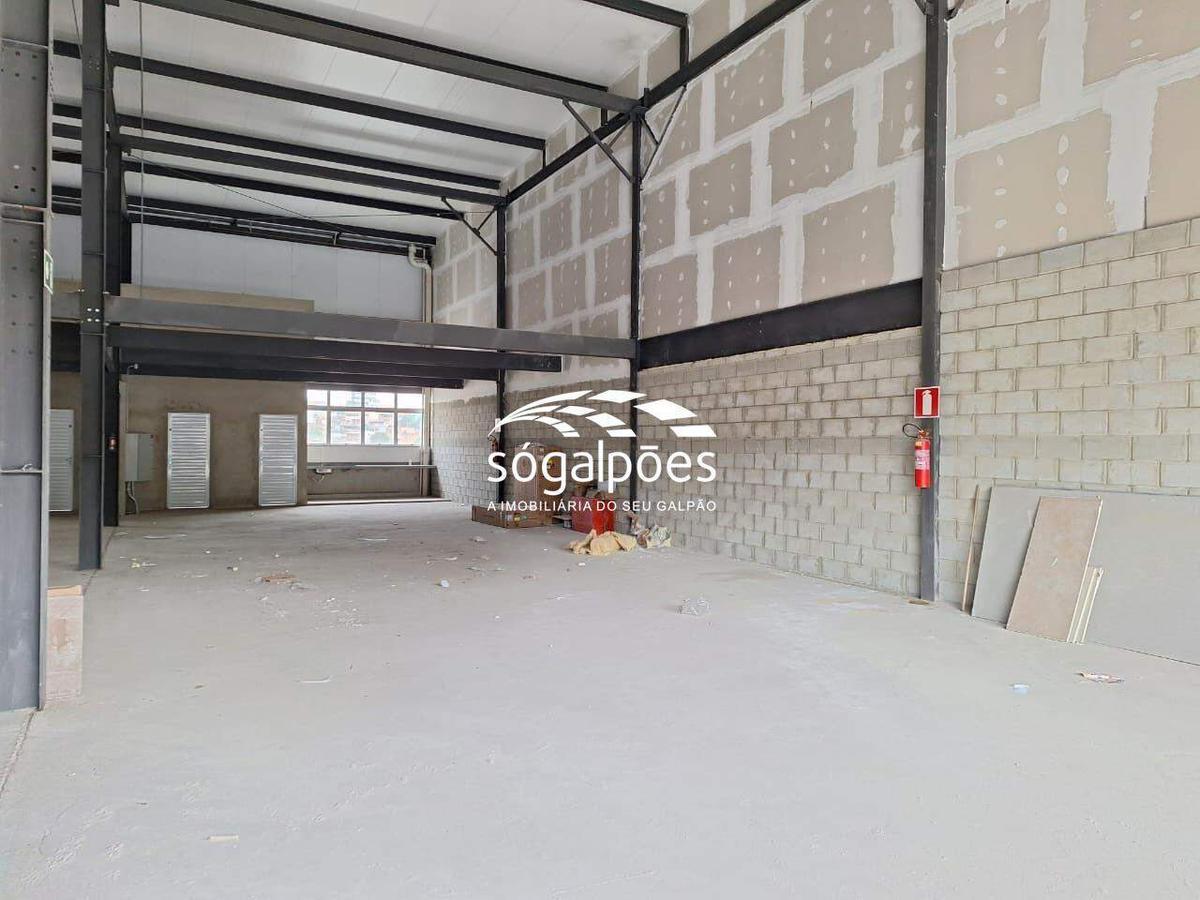 Loja, Centro (justinópolis), 45 Vagas