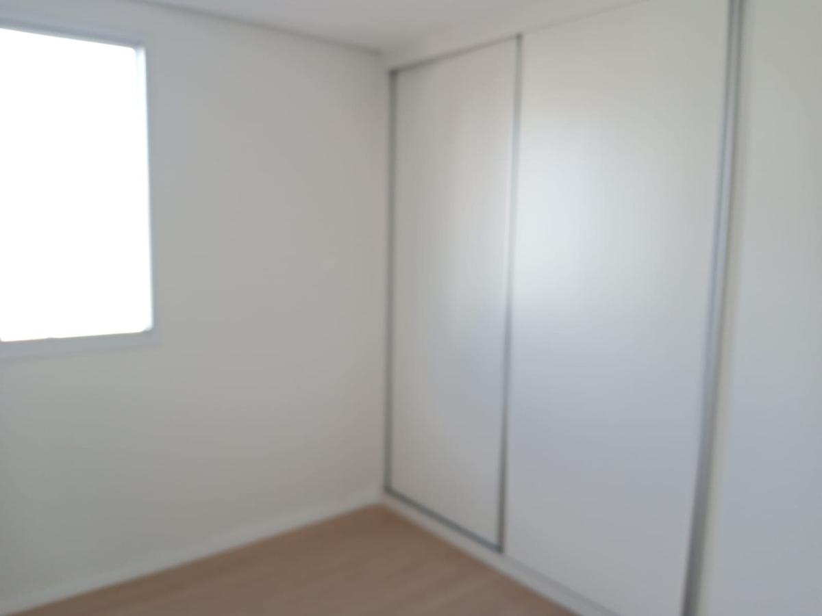 Apartamento, Floresta, 1 Quarto, 0 Vaga
