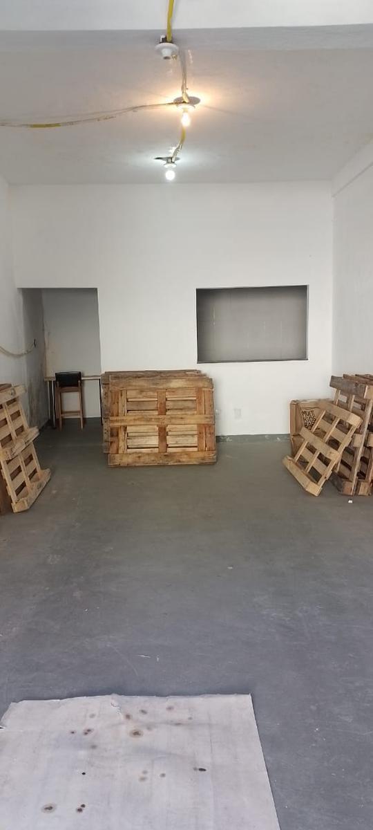 Andar, Providência, 1 Quarto, 0 Vaga