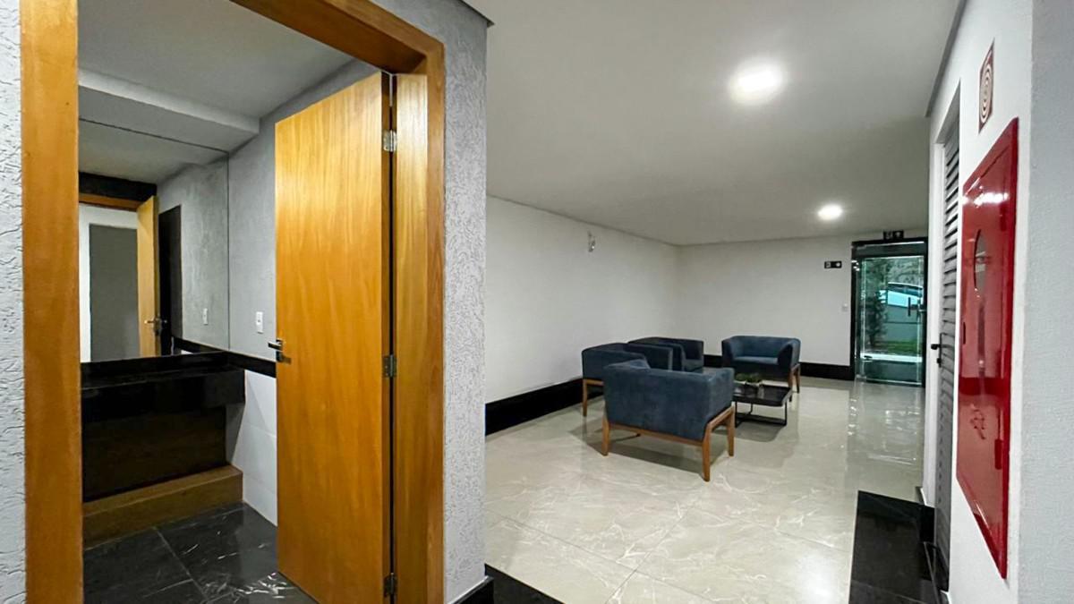 Apartamento, Vila Paris, 2 Quartos, 2 Vagas, 2 Suítes