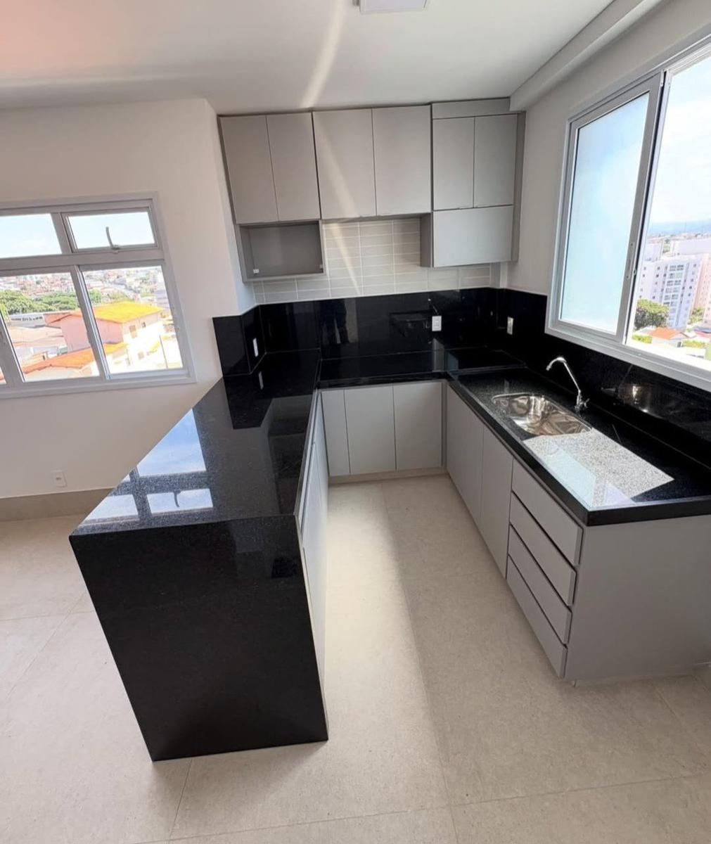 Apartamento, Esplanada, 2 Quartos, 1 Vaga, 1 Suíte