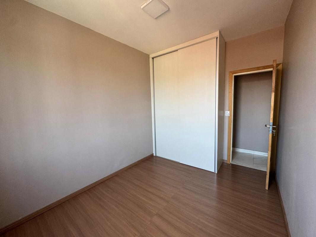 Apartamento, Carlos Prates, 2 Quartos, 1 Vaga