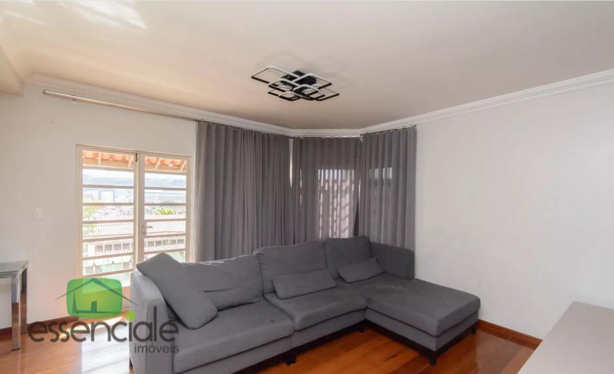 Casa, Jardim Riacho das Pedras, 3 Quartos, 4 Vagas, 1 Suíte