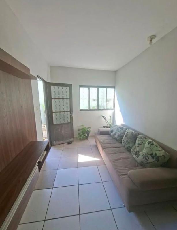 Casa, Jardim dos Comerciários (venda Nova), 2 Quartos, 1 Vaga