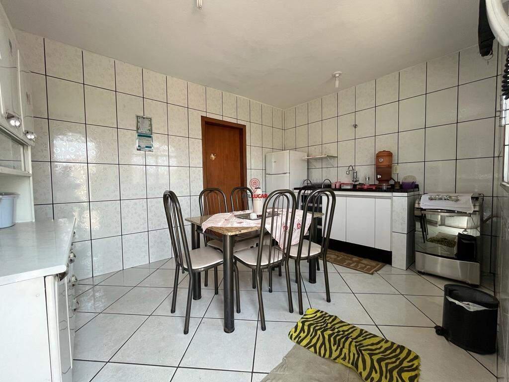 Casa, Santa Helena, 3 Quartos, 5 Vagas