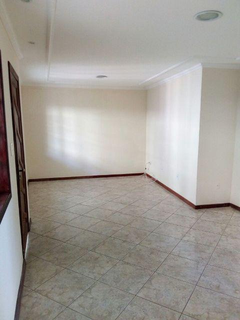 Casa, Vila Pérola, 2 Quartos, 2 Vagas, 0 Suíte