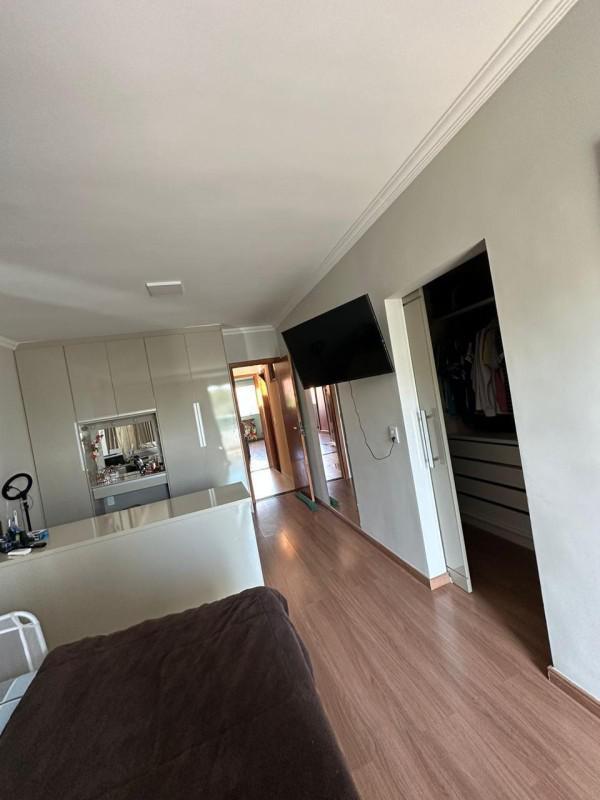 Casa, Monte Verde, 3 Quartos, 2 Vagas, 1 Suíte