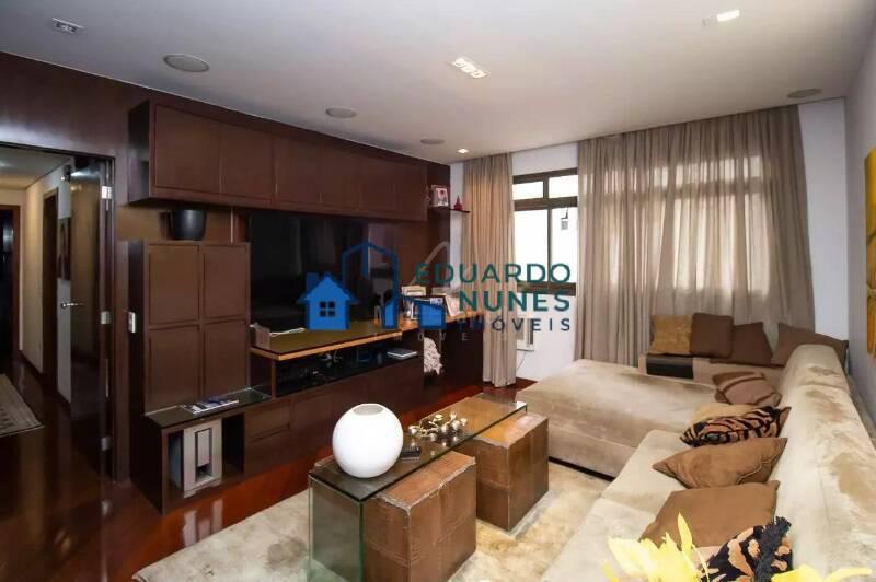 Apartamento, Funcionários, 4 Quartos, 5 Vagas, 2 Suítes