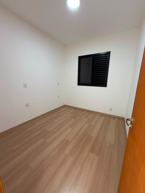 Casa, Novo Centro, 3 Quartos, 2 Vagas, 1 Suíte