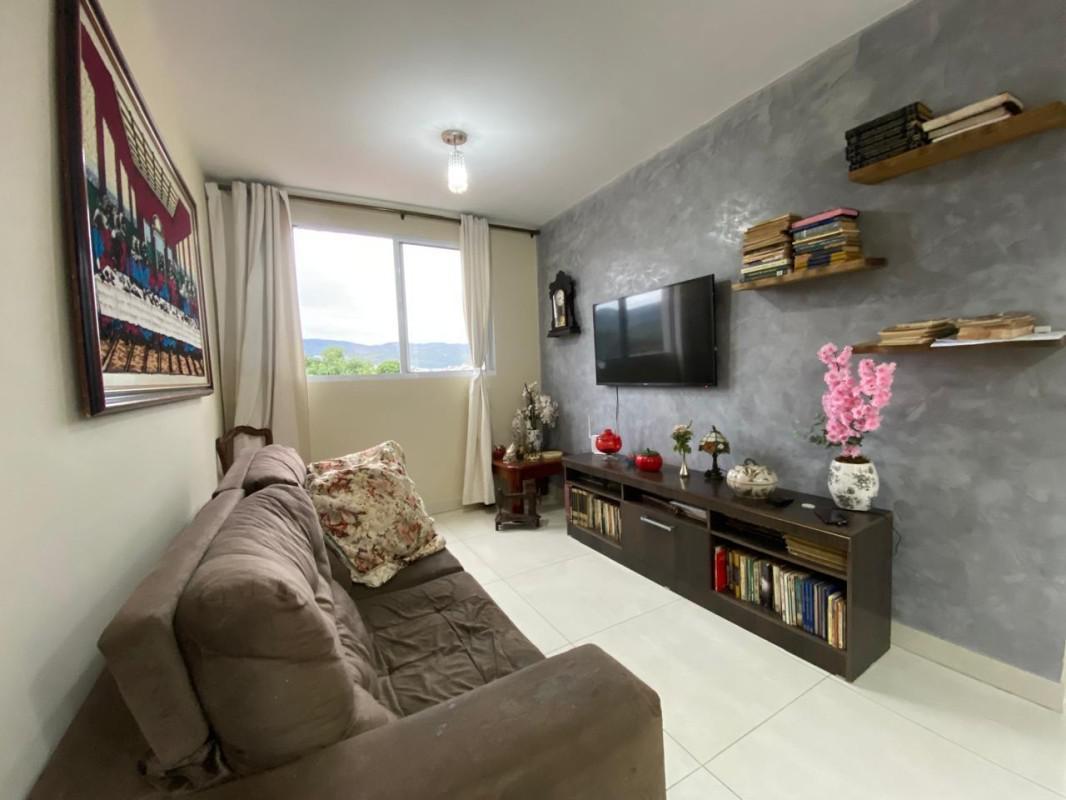 Apartamento, Miramar (barreiro), 2 Quartos, 1 Vaga