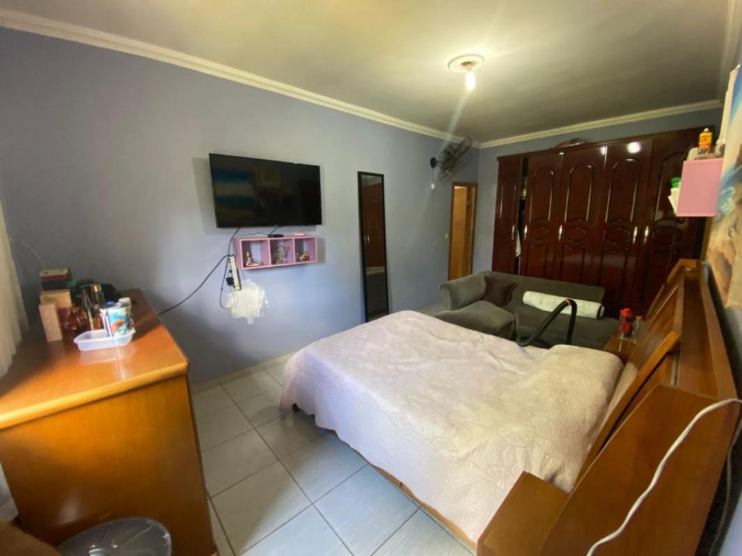 Casa, Aparecida, 2 Quartos, 3 Vagas, 1 Suíte