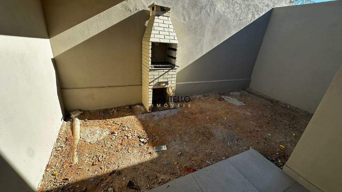 Casa, Barreiro, 2 Quartos, 3 Vagas