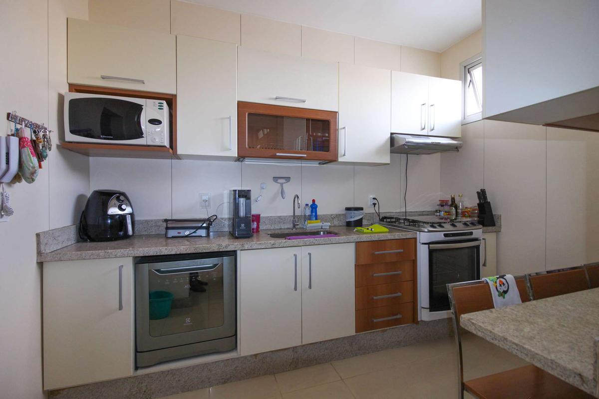Apartamento, Coração de Jesus, 3 Quartos, 1 Vaga, 1 Suíte