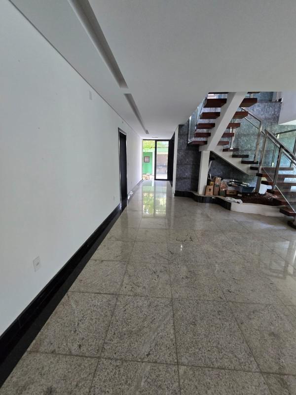 Casa, Cabral, 4 Quartos, 4 Vagas, 3 Suítes