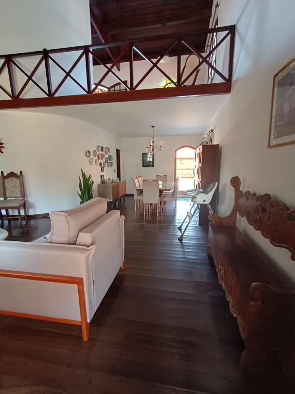 Casa, Itapoã, 4 Quartos, 10 Vagas, 2 Suítes