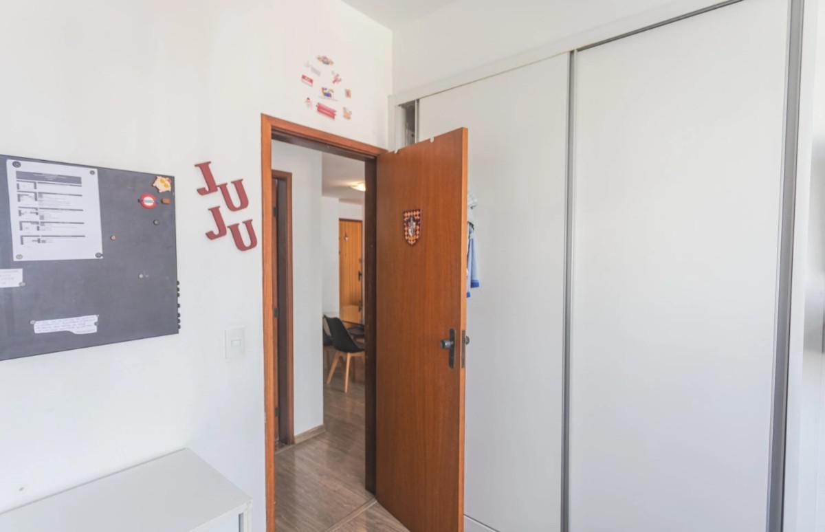 Apartamento, Sagrada Família, 2 Quartos, 2 Vagas