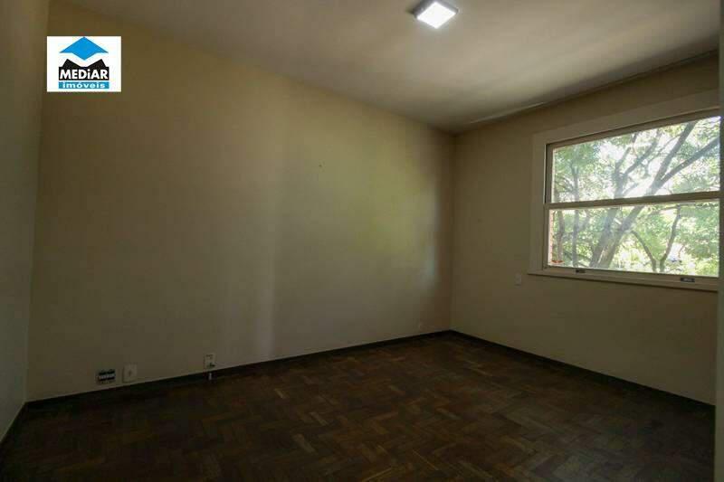 Apartamento, Funcionários, 4 Quartos, 2 Vagas, 1 Suíte