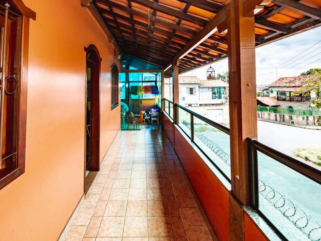 Casa, Minaslândia (p Maio), 5 Quartos, 2 Suítes