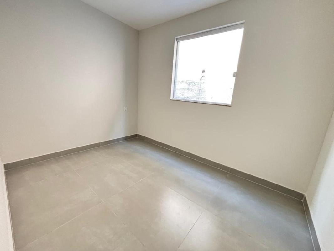 Casa, Planalto, 3 Quartos, 1 Vaga, 2 Suítes