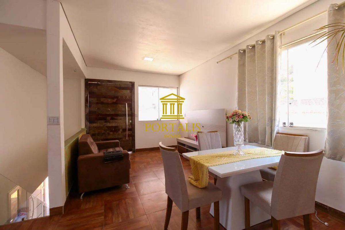 Casa, Sagrada Família, 6 Quartos, 2 Vagas, 5 Suítes