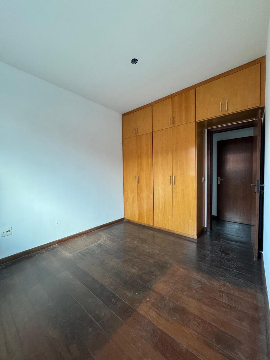 Casa, Santa Mônica, 4 Quartos, 6 Vagas, 2 Suítes