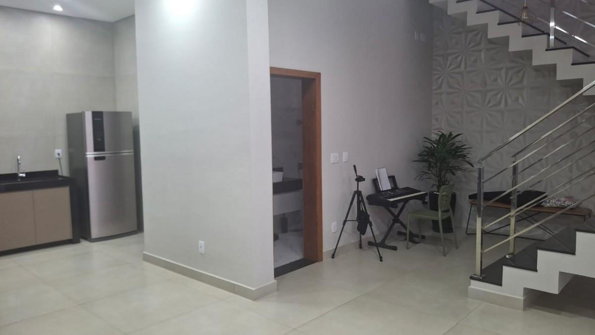 Casa, São Gonçalo, 3 Quartos, 2 Vagas, 1 Suíte
