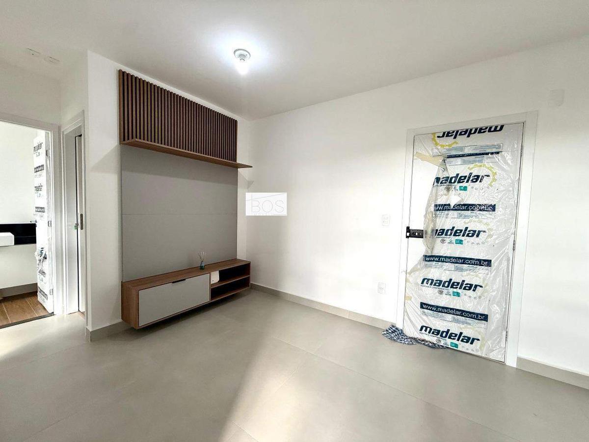 Apartamento, Estoril, 2 Quartos, 1 Vaga, 1 Suíte