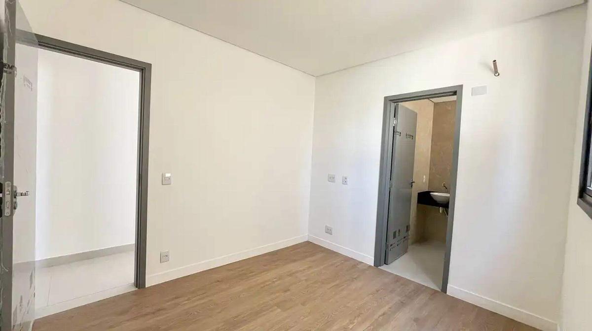 Cobertura, Prado, 3 Quartos, 2 Vagas, 3 Suítes