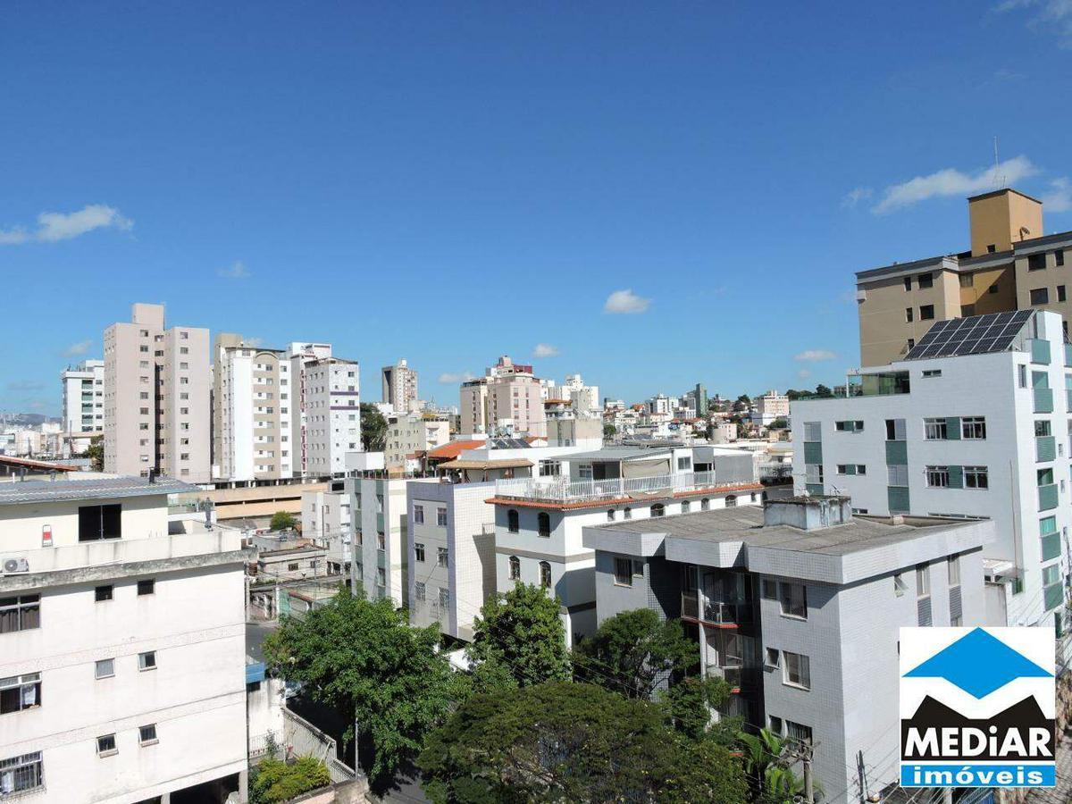 Cobertura, Sagrada Família, 3 Quartos, 3 Vagas, 1 Suíte