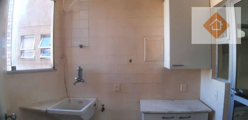 Apartamento, Funcionários, 2 Quartos, 1 Vaga, 1 Suíte