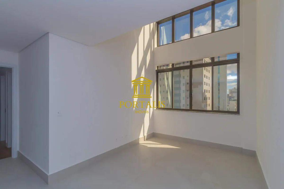 Cobertura, Serra, 3 Quartos, 2 Vagas, 1 Suíte