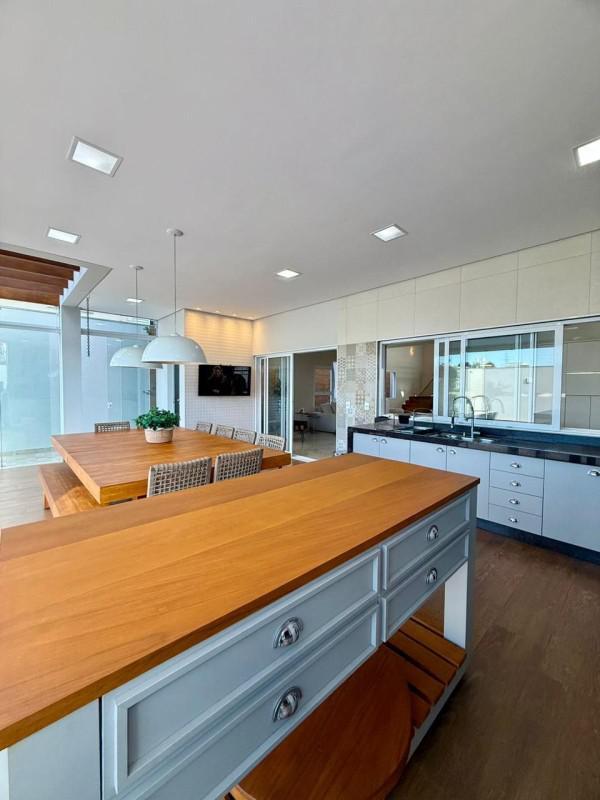 Casa, Pinheiros, 3 Quartos, 3 Vagas, 3 Suítes