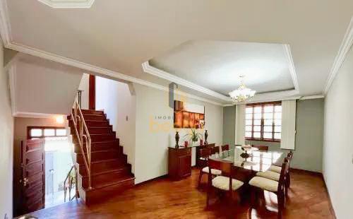 Casa, Nova Esperança, 4 Quartos, 4 Vagas, 2 Suítes