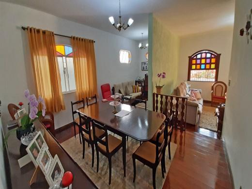 Casa, Cidade Nova, 3 Quartos, 2 Vagas, 1 Suíte