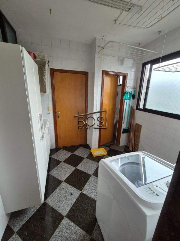 Apartamento, Luxemburgo, 4 Quartos, 3 Vagas, 2 Suítes