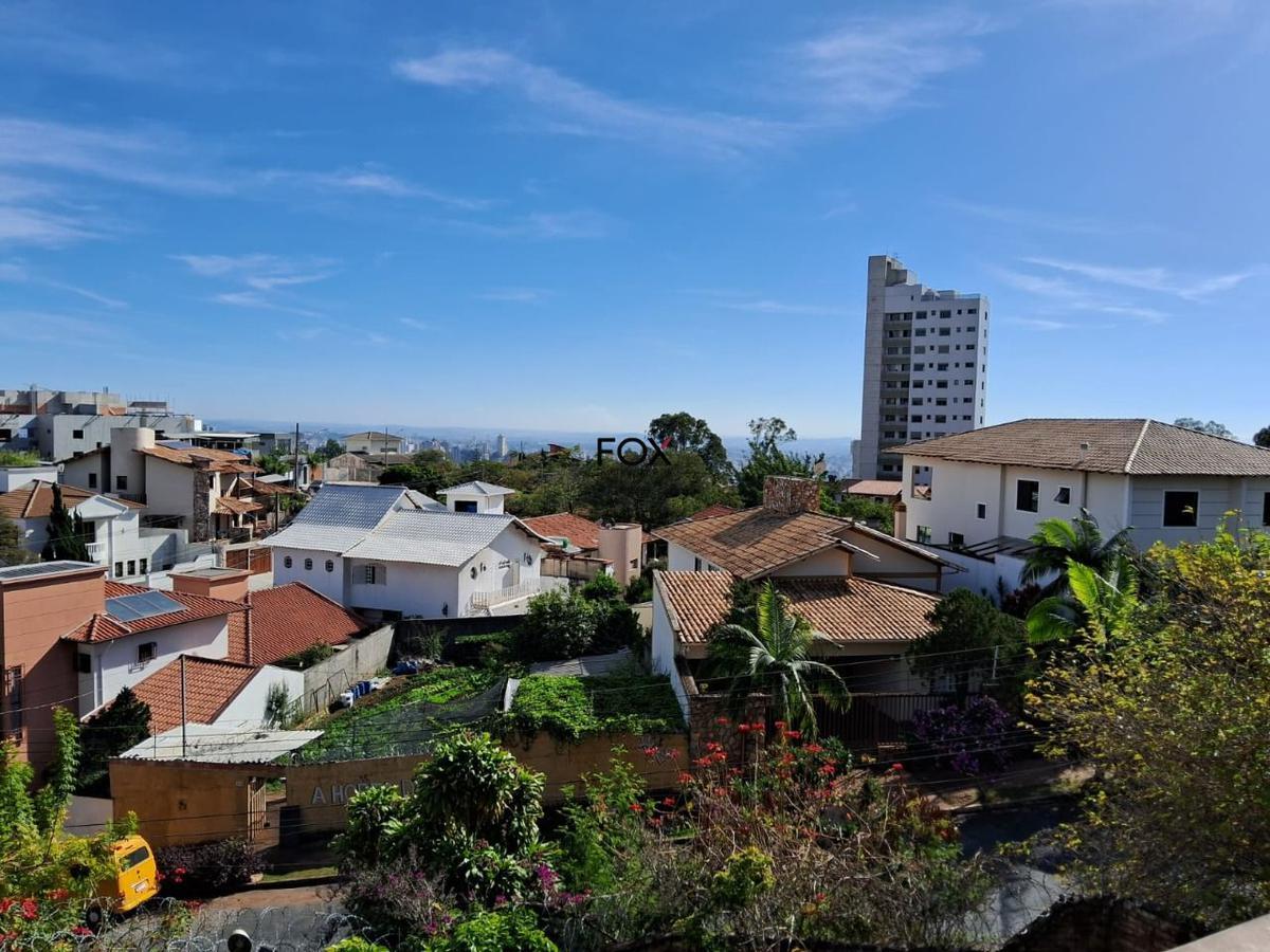 Casa, Santa Lúcia, 5 Quartos, 4 Vagas, 2 Suítes