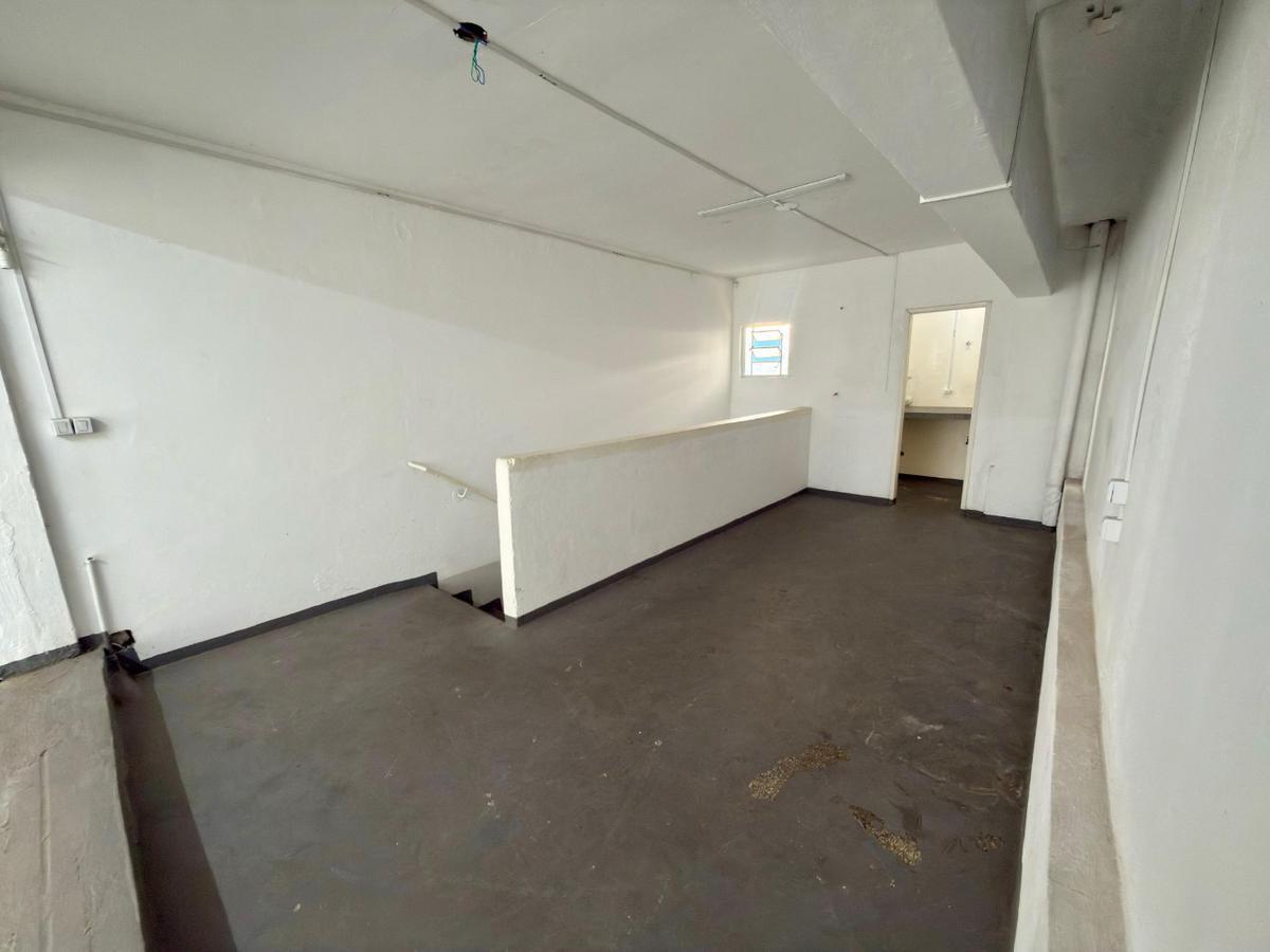 Andar, São José, 0 Quarto, 0 Vaga