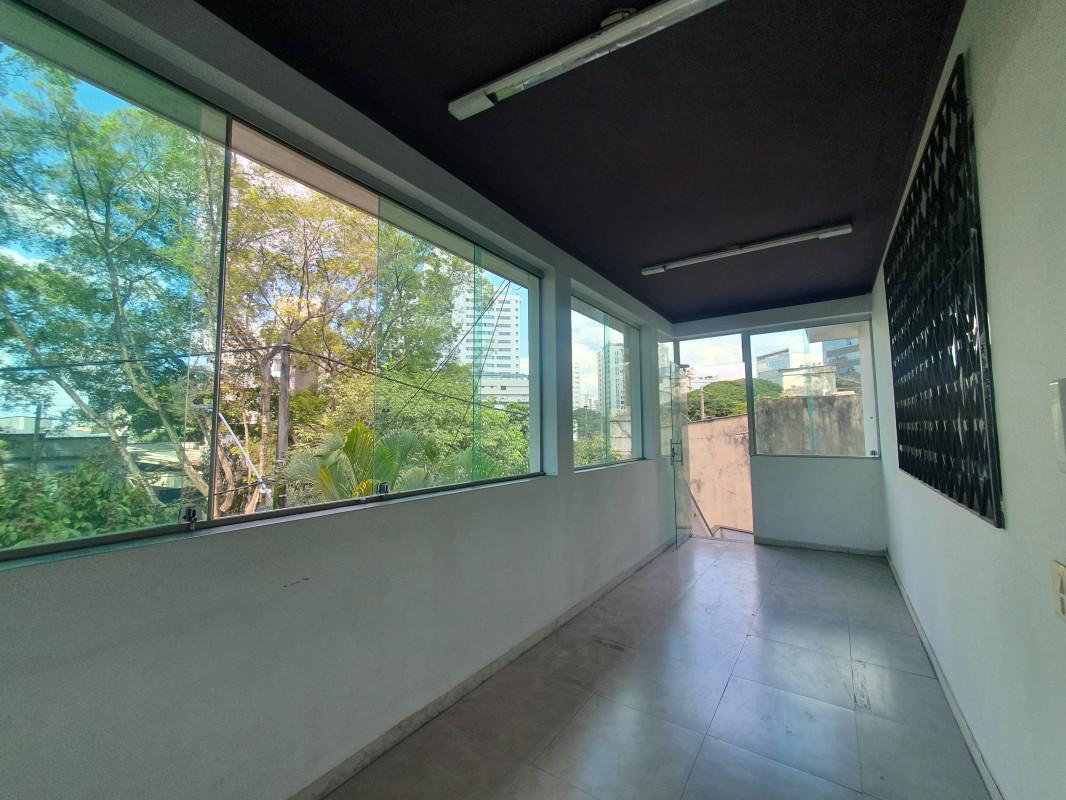 Casa, Barro Preto, 4 Quartos, 0 Vaga