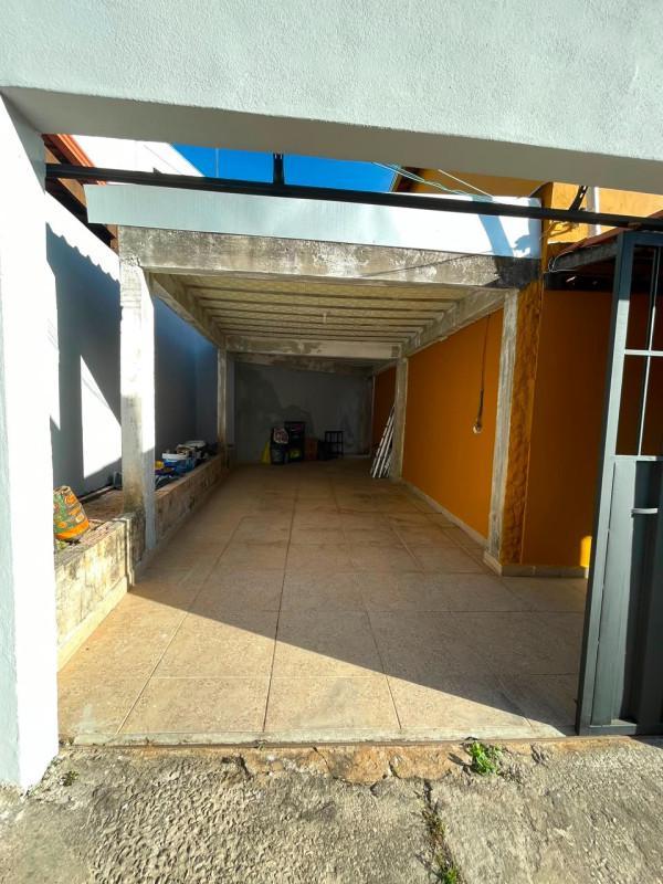 Casa, Masterville, 2 Quartos, 2 Vagas