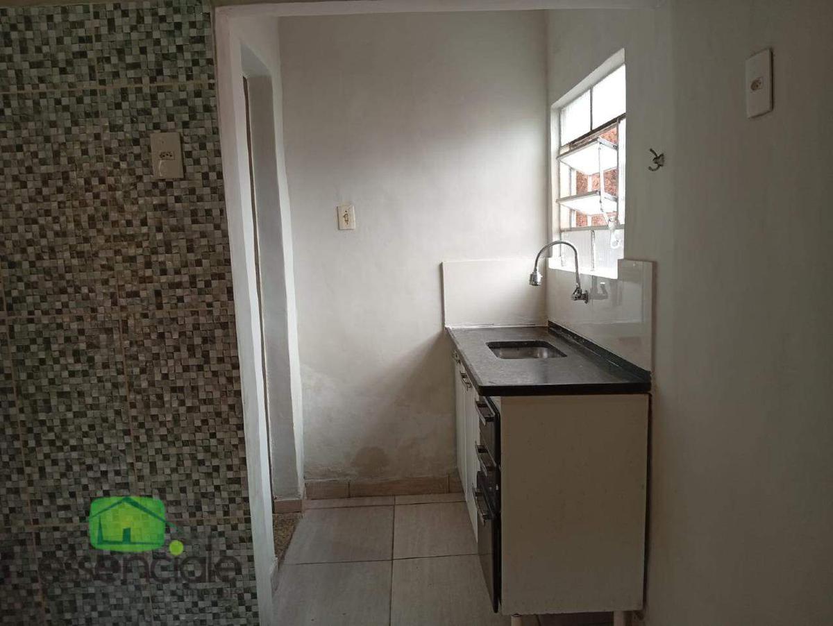 Casa, Bandeirantes, 1 Quarto, 0 Vaga