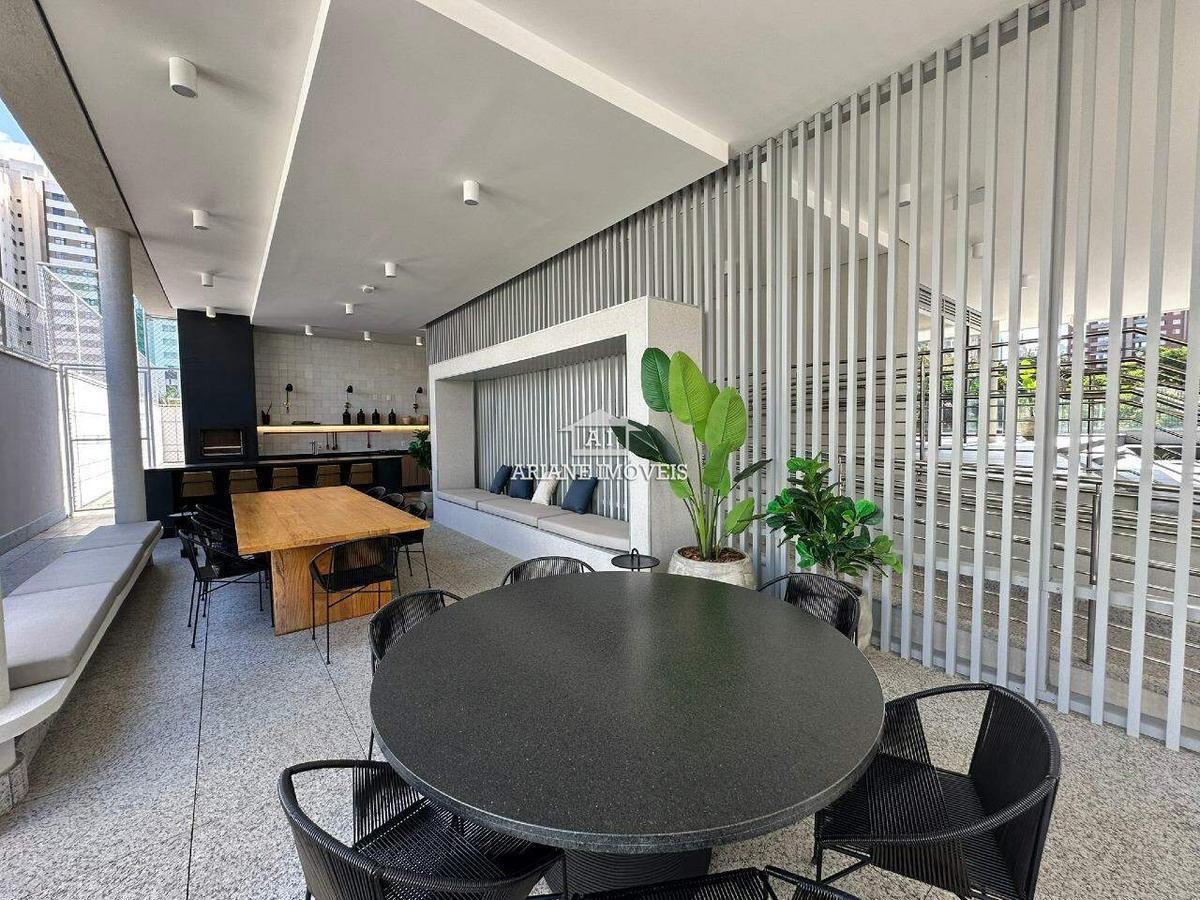 Apartamento, Funcionários, 2 Quartos, 2 Vagas, 2 Suítes