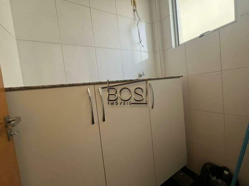 Apartamento, Sagrada Família, 3 Quartos, 2 Vagas, 1 Suíte