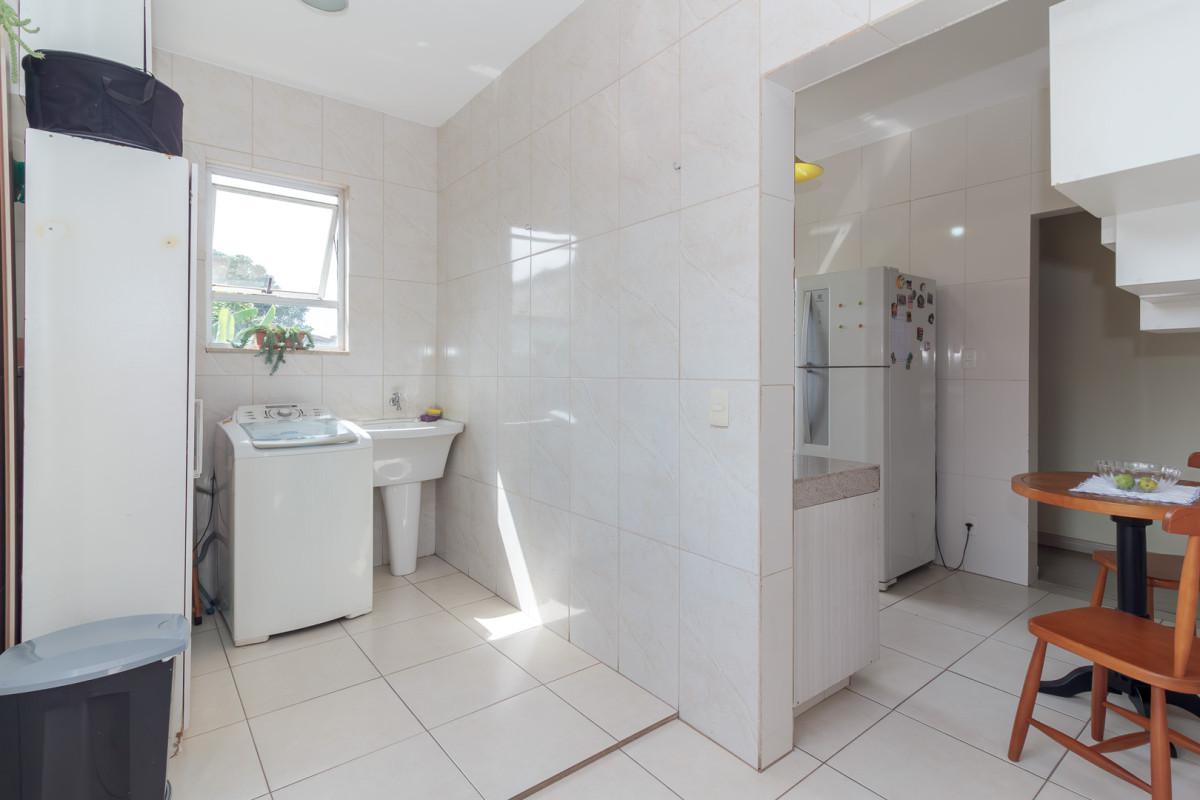 Apartamento, Sagrada Família, 2 Quartos, 1 Vaga