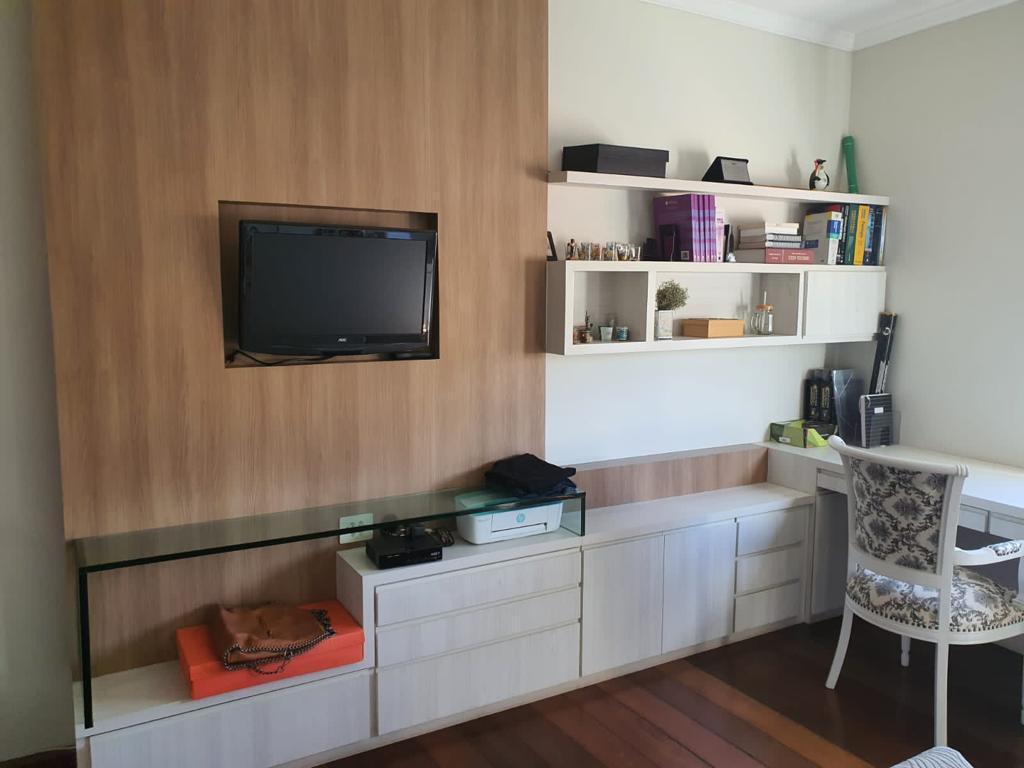 Casa, Sagrada Família, 4 Quartos, 6 Vagas, 1 Suíte