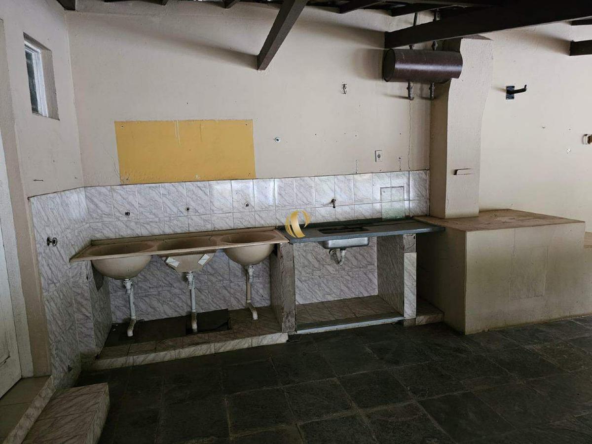 Fazenda, Centro, 4 Quartos, 6 Vagas
