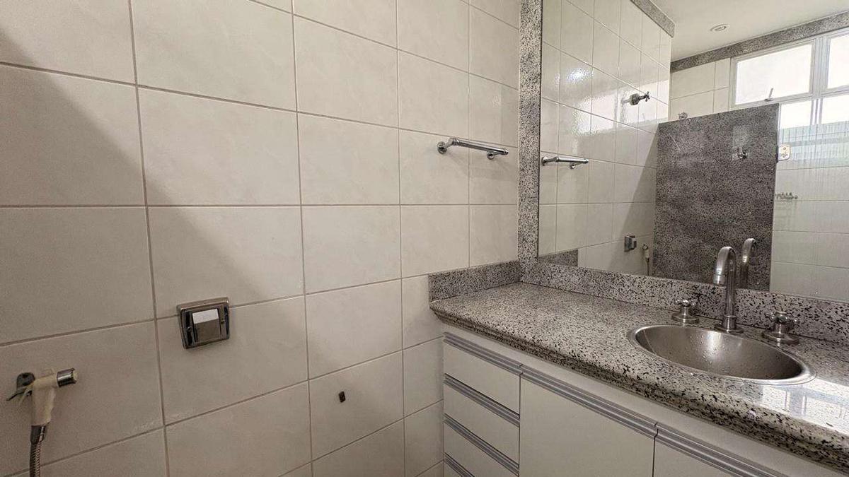 Casa, Vila Paris, 4 Quartos, 4 Vagas, 2 Suítes