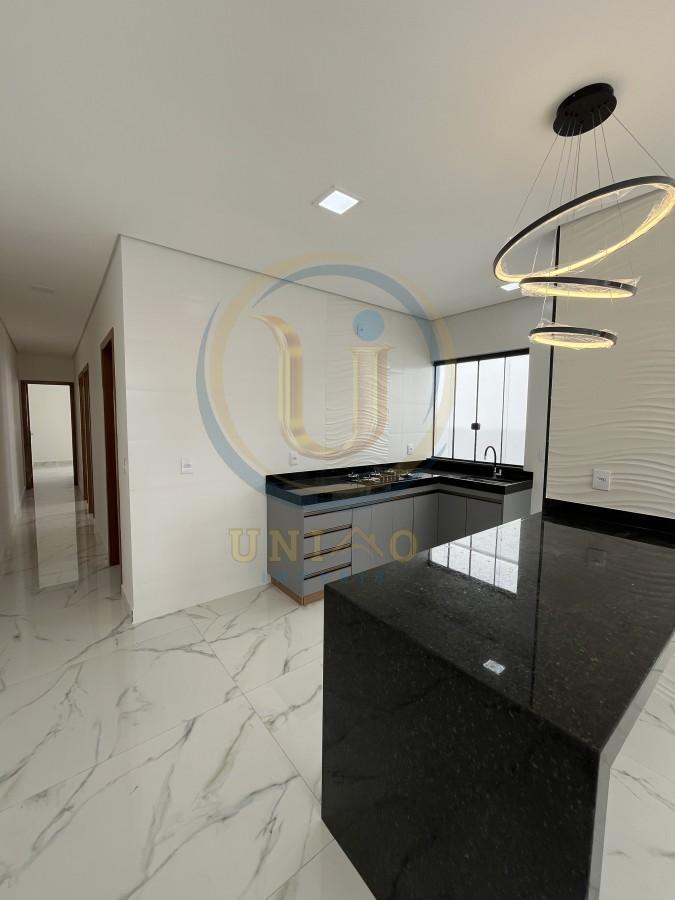 Casa, Novo Centro, 3 Quartos, 2 Vagas, 1 Suíte